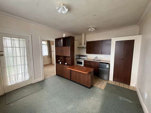 2/6 Dinniss Avenue Regent_3