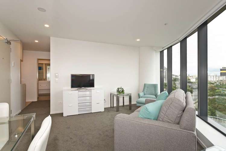 1304/18 St Martins Lane City Centre_6