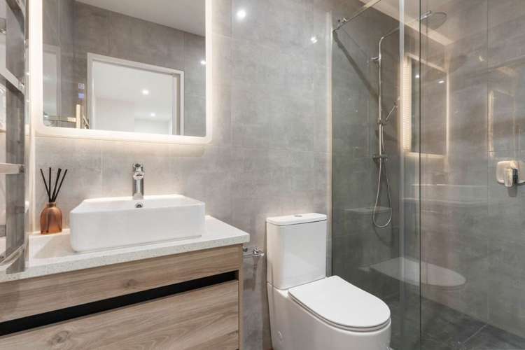 82 Joseph Street Flat Bush_22