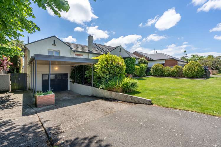 104 Layard Street Windsor_25