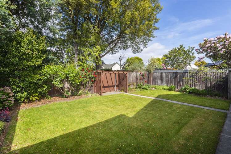 7 Willowbrook Place Fendalton_16