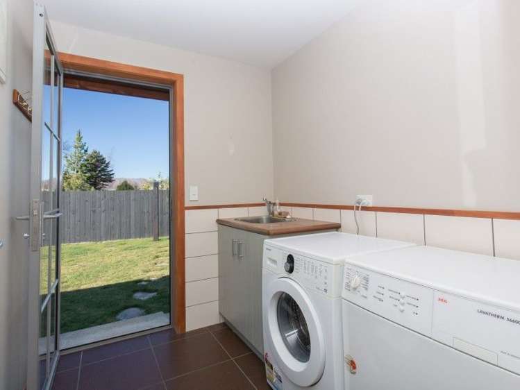 54 Dale Street Albert Town_7