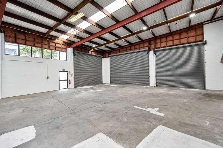 50 Parkway Drive Albany_7