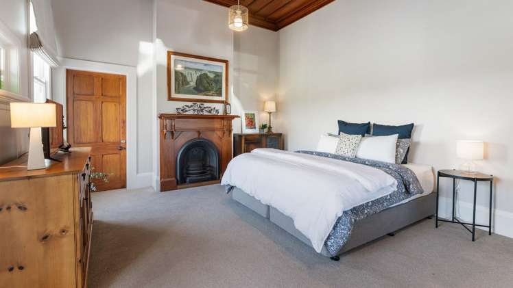 111 Wharf Road Clarks Beach_39