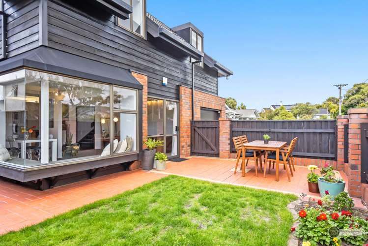 9 Colin Grove Lower Hutt_15