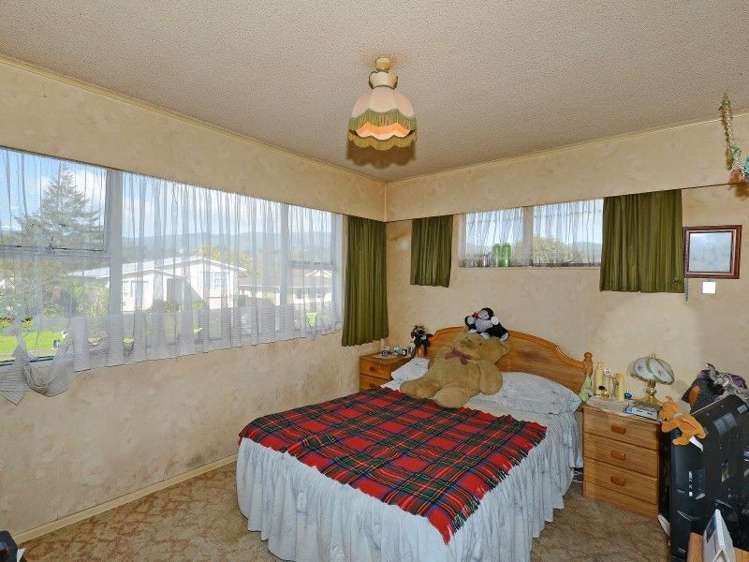 6 Brightwater Crescent Totara Park_6