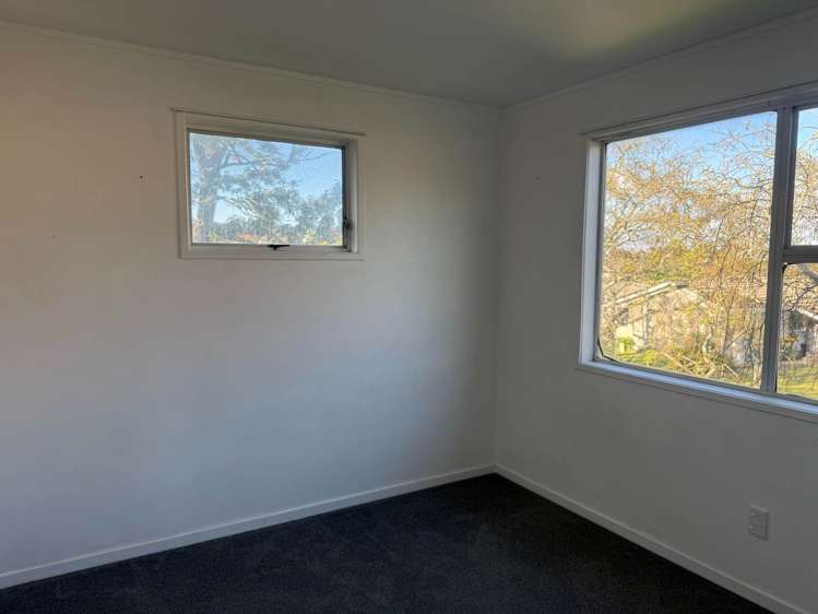 6 Cockayne Crescent Sunnynook_3