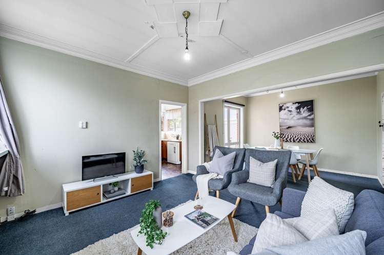 16 Fox Street Avenal_7