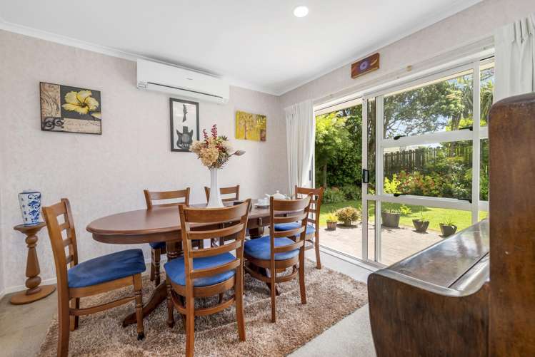 6 Bampton Rise Northpark_11