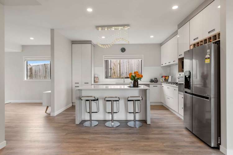 611c Glenfield Road Totara Vale_19