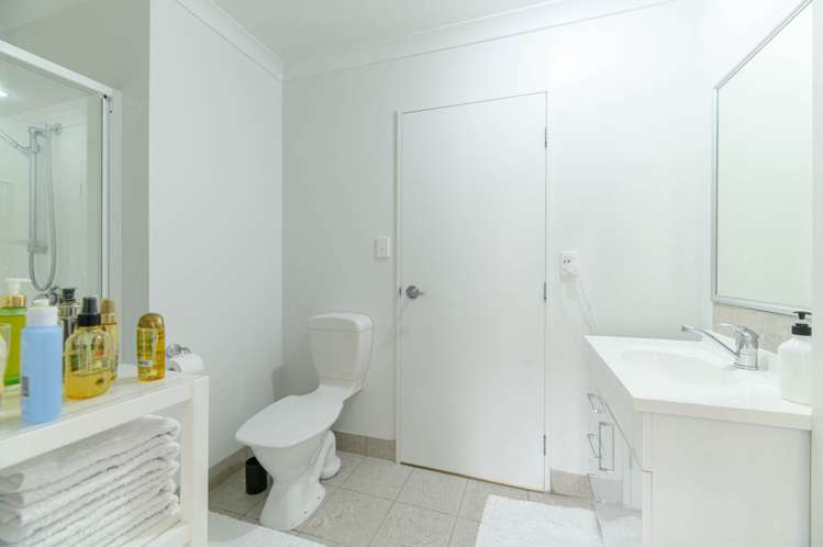 44/1 Piriti Drive Te Atatu Peninsula_13