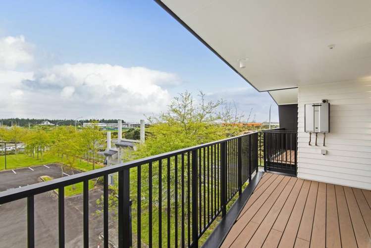 169 Chapel Road Flat Bush_13