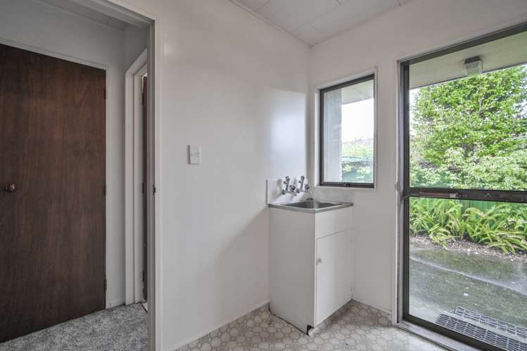 2/405 Avenue Road West Hastings_7