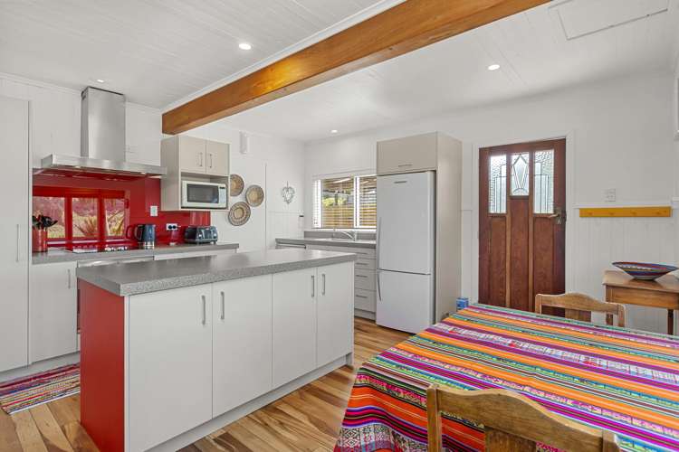 5 Robertson Street Raglan_9