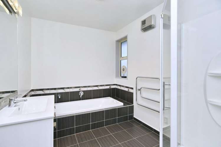 18 Oratia Grove Northwood_18