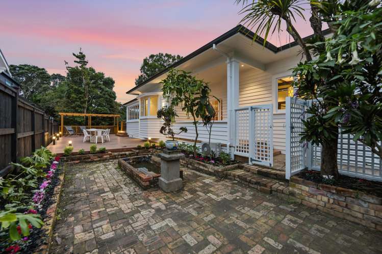 12 Shipherds Avenue Epsom_37