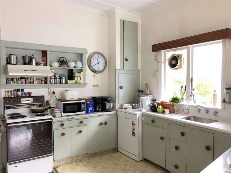 7 Lake Street Takapau_1