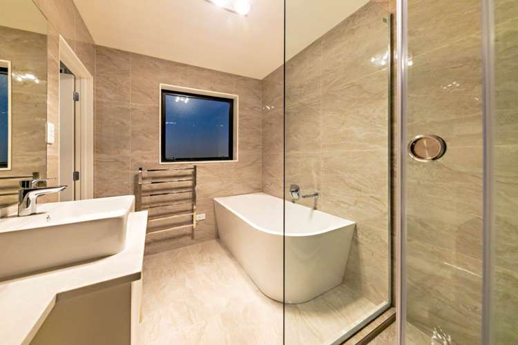 38 Tinaku Road Flat Bush_17