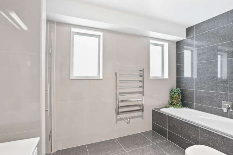 42A Nui Mana Place Te Atatu South_21