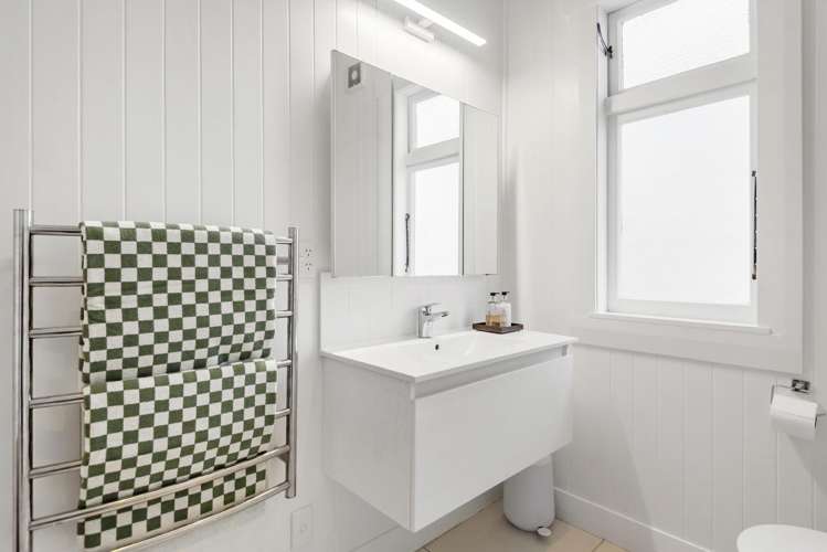 10 Costley Street Freemans Bay_24