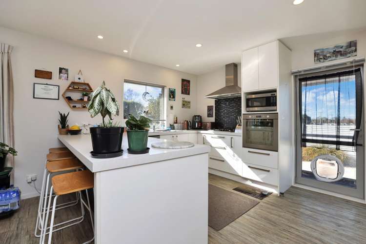 227 Racecourse Road Allenton_2