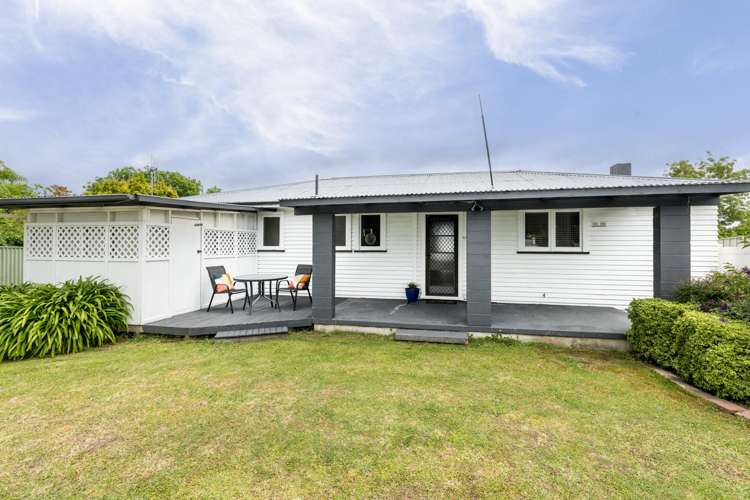 73 Middle Road Havelock North_12