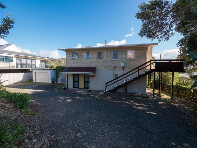 5 Seaview Road Cable Bay_14