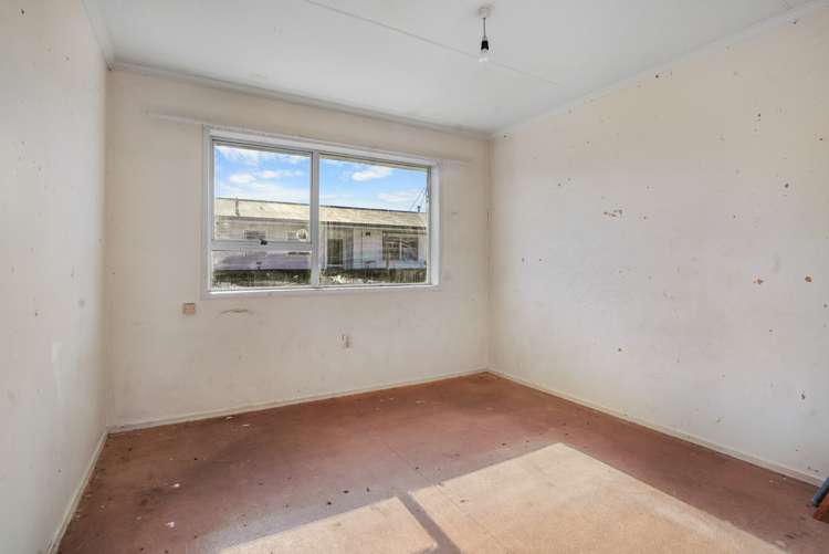 5 Leslie Place Deanwell_7