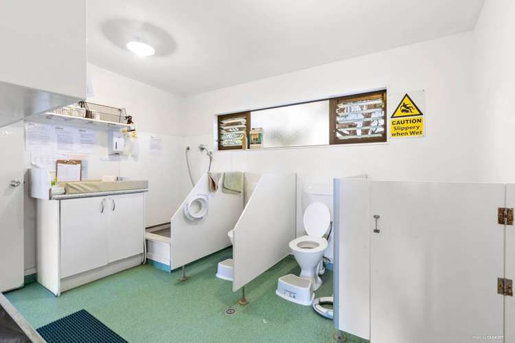 11 Waitai Road Ostend_9