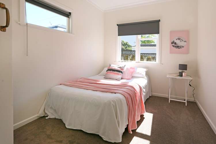 1/6 Riverview Road New Lynn_12