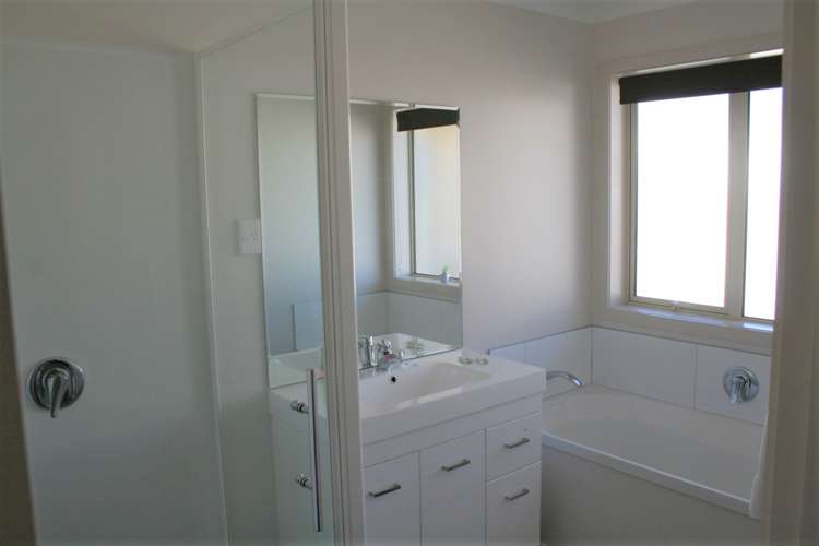 18 Greenfield Place Twizel_13