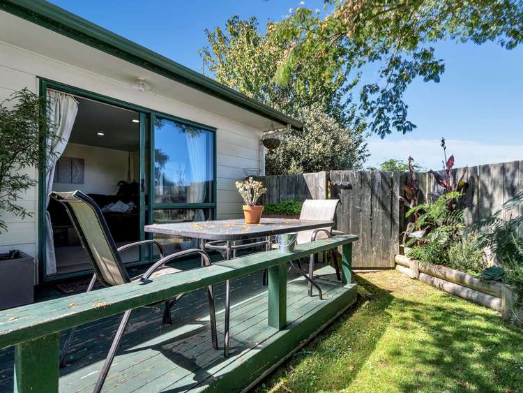 14 Bronte Place Owhata_15