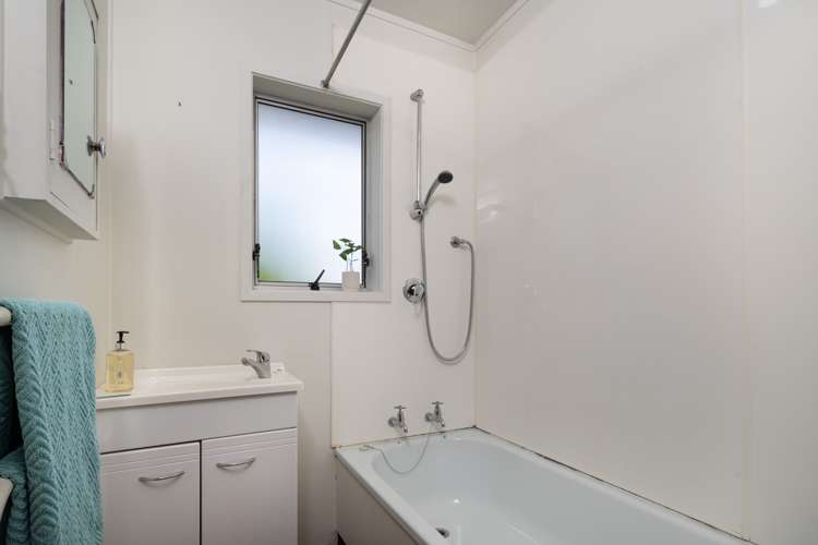 2/12 Jenelin Road Glendene_7