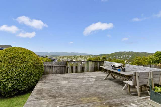 12b Cathie Place Karori_1