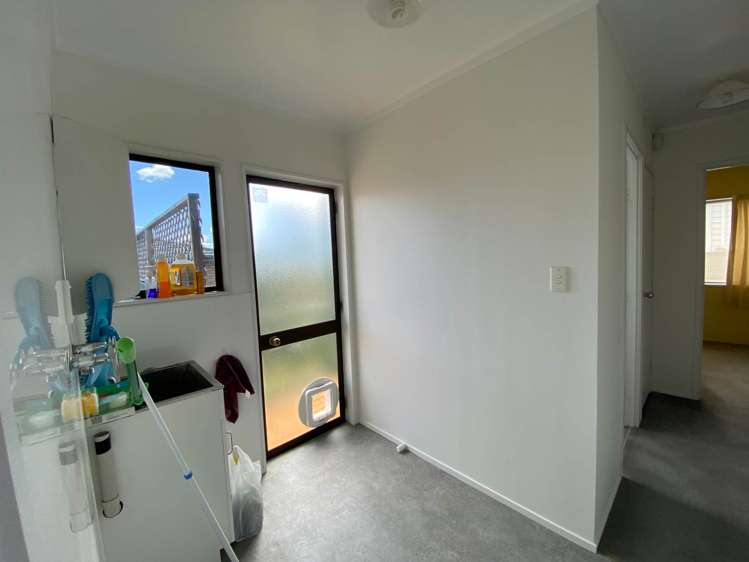 47 Puketea Street Blockhouse Bay_24