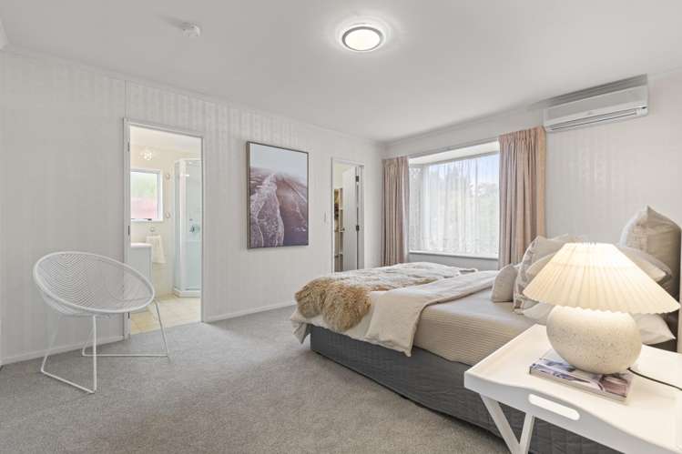 2 Hillgrove Place Fitzherbert_14