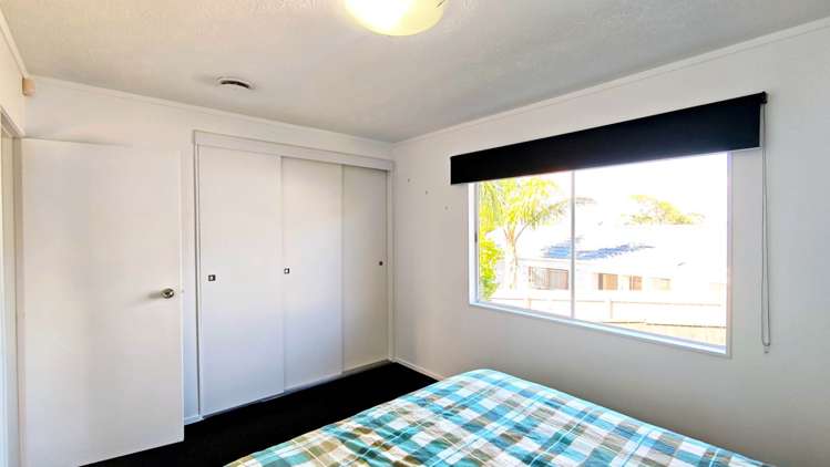 5 Sispara Place Beach Haven_14