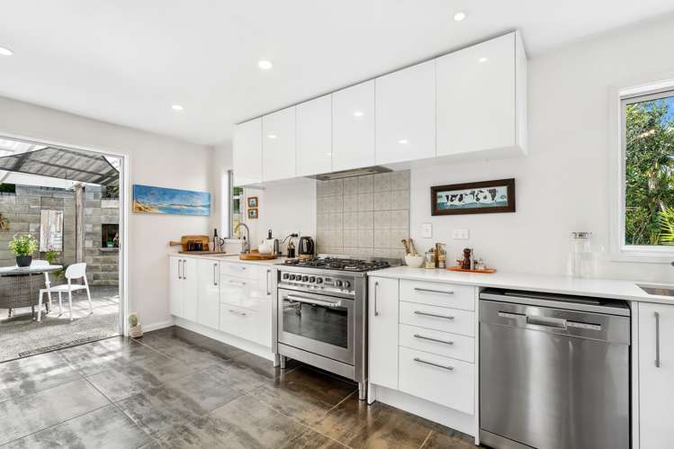 24 Shoebridge Crescent Ngunguru_7