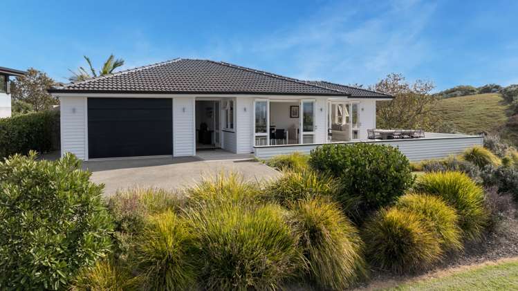 39 Tiri Road Oneroa_31