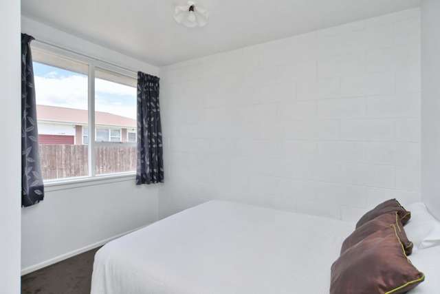 1/430 Ferry Road Woolston_3