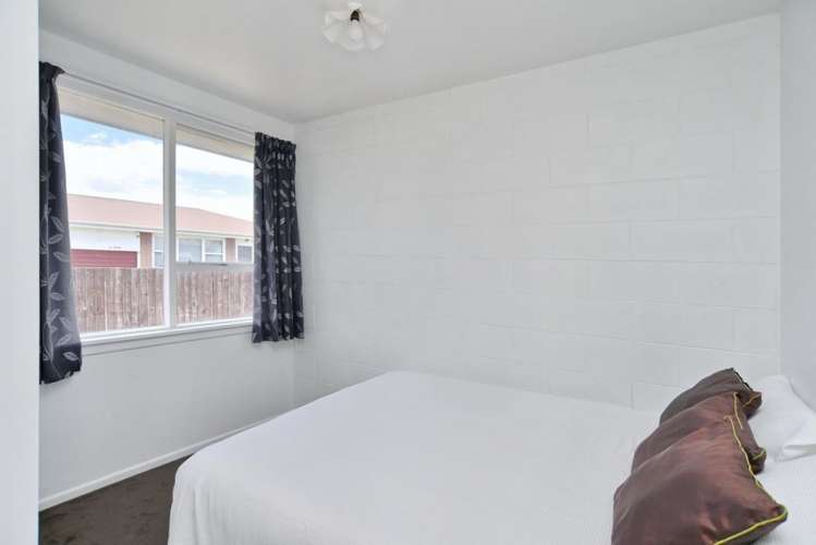 1/430 Ferry Road Woolston_13