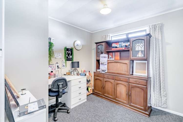 8 Mackenzie Street Winton_16