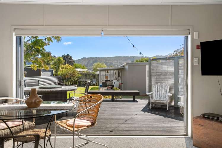 102B The Square Whangamata_4
