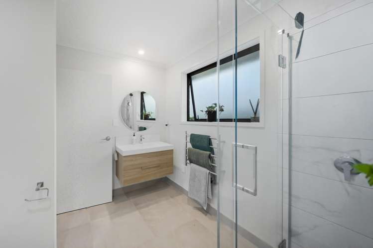 1347 State Highway 16 Waimauku_33