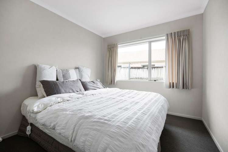 81 Wiltshire Drive Huntington_12