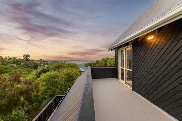 106 Soleares Avenue Mount Pleasant_25