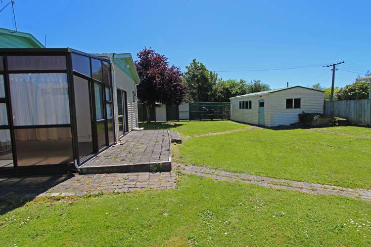 32 Tui Street Pahiatua_11