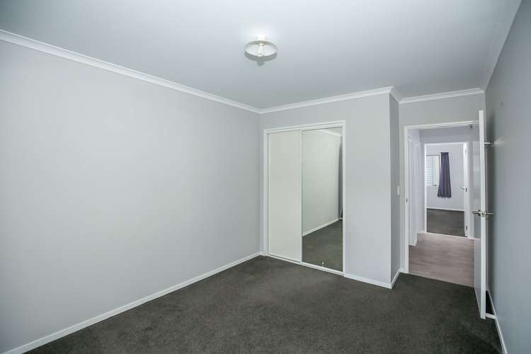 12B Greensboro Street Hamilton East_9