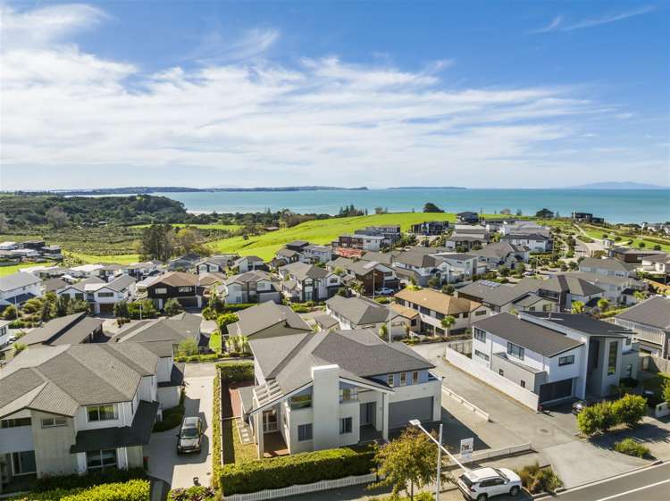 33 Te Oneroa Way Long Bay_27