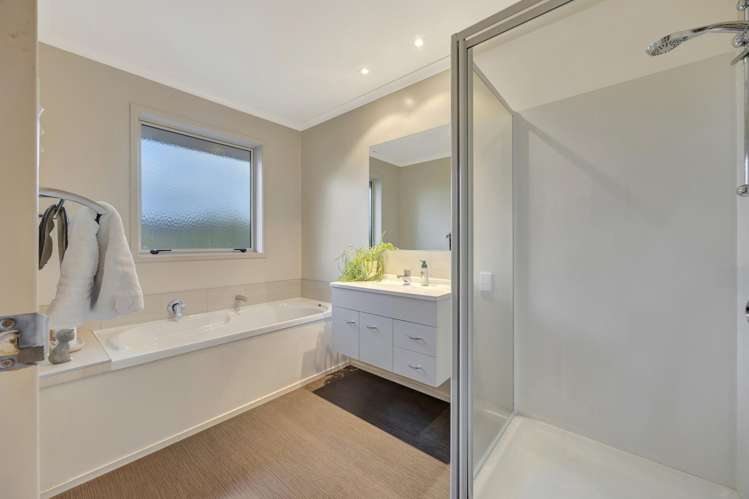 17 Edward Street Grandview Heights_12